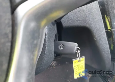 2017 Nissan Rogue S z USA, uszkodzony, nr VIN 5N1AT2MT6HC876265